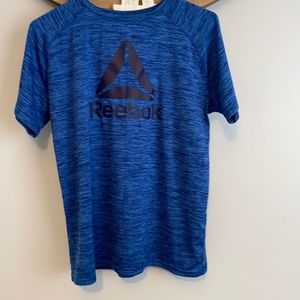 VGUC Reebok dry fit T-shirt